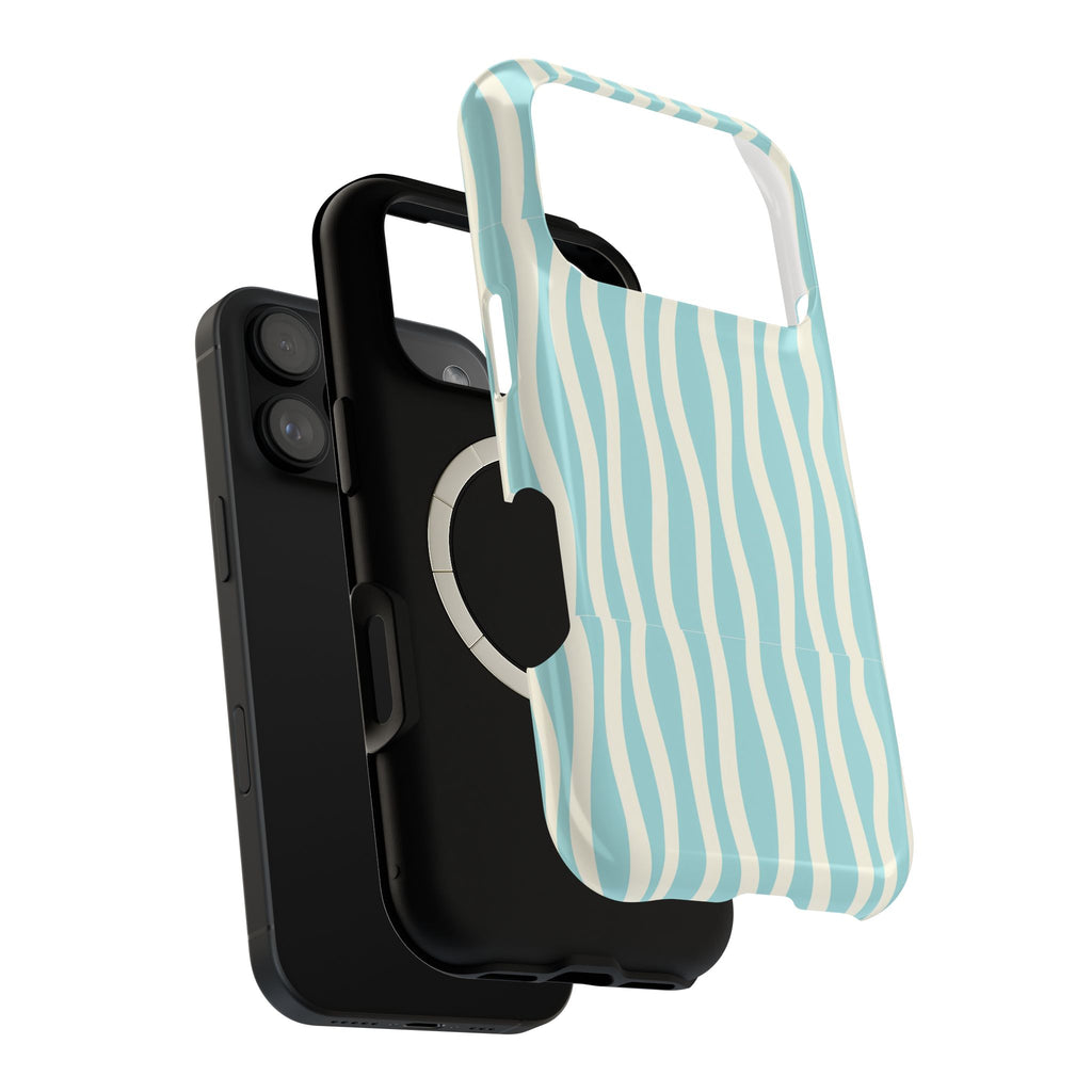 Aqua Wave MagSafe case, close-up of the dual-layer construction