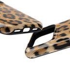 Classic Leopard MagSafe case, close-up at an angle